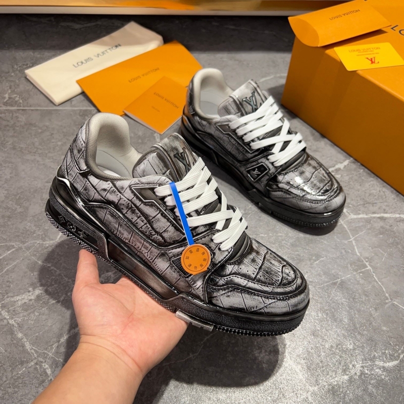 Louis Vuitton Sneakers